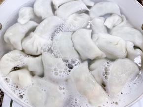 开水下锅，点水三次饺子就煮好了