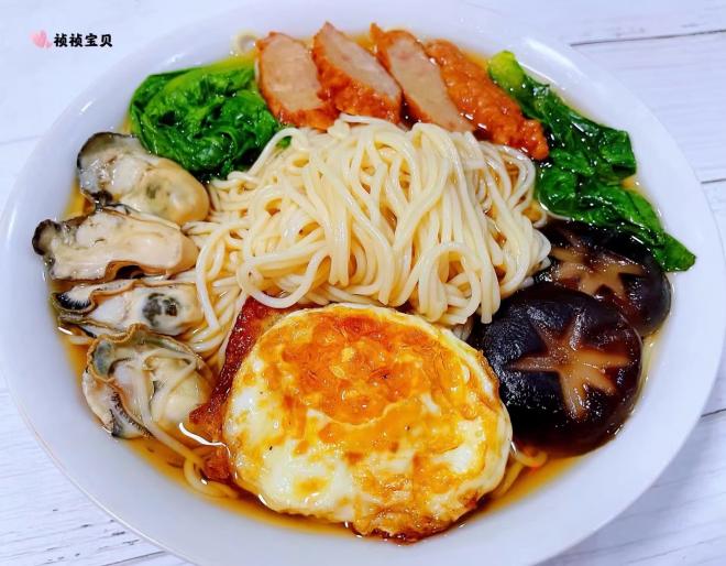 肉参牡蛎煎蛋青菜面