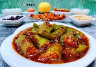 尖椒酿肉这种制作方法使尖椒的清香和猪肉的香味混搭在一起是超级完美的口感