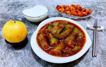 搭配酥炸猪肉丸、牛奶、爽口水果一起吃太棒了