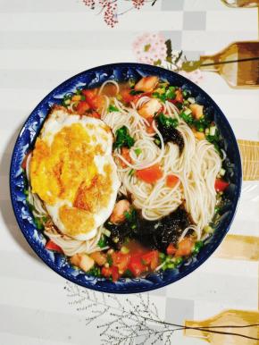 有时间的可以煎一个荷包蛋，营养更丰富！