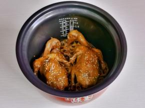 出锅啦！撒上熟芝麻～