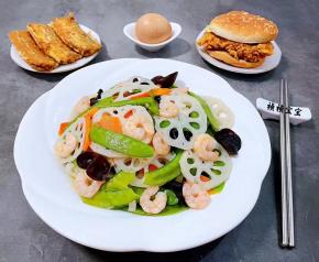 搭配香辣汉堡包、鸡蛋、香酥带鱼一起吃超级棒