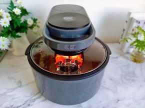 选择空气炸与转动两个功能键，200度烤20分钟就可以！