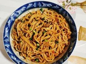 翻拌均匀即可食用！