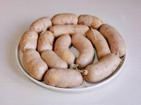 在棉线处剪开，密封冷冻保存。