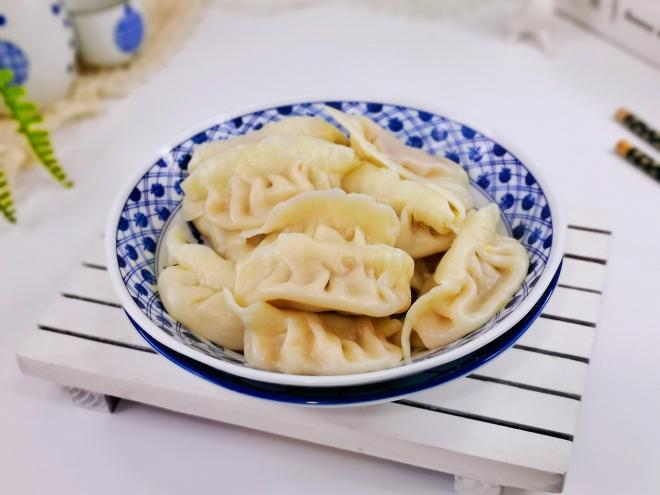 鲜肉玉米虾仁水饺