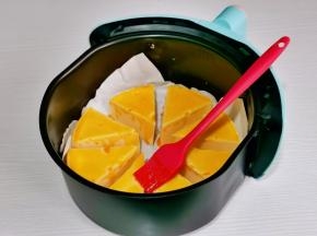 再刷上全蛋液。