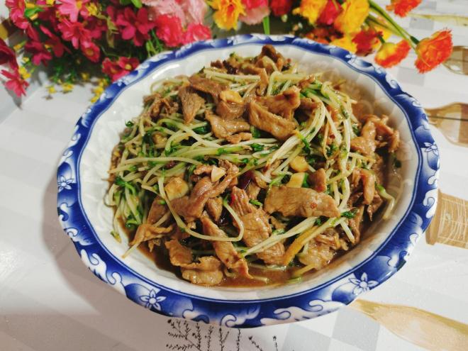 豆苗炒肉
