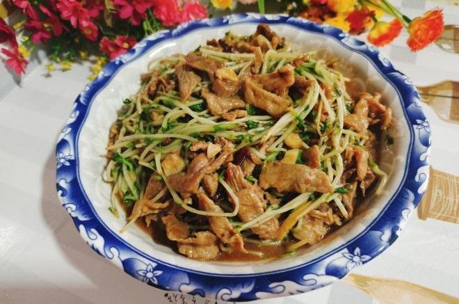 豆苗炒肉