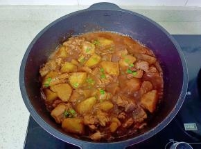 撒葱花就可以起锅了！