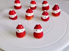 帽子上面再挤点奶油就好啦！