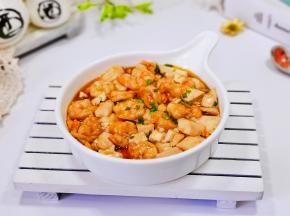 盛出备用，撒葱花。