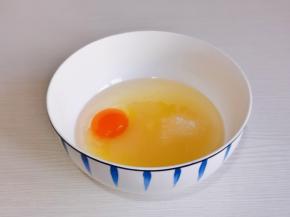 加入玉米油。