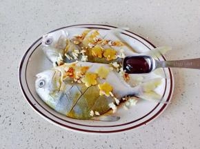 加上蚝油一勺。