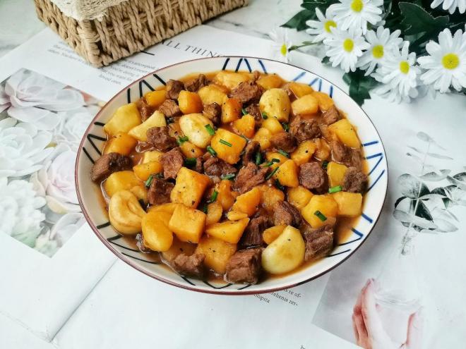 黑椒土豆烧牛肉