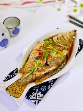 桂鱼肉质细腻。