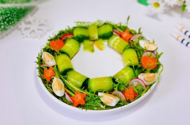 蔬菜花环沙拉
