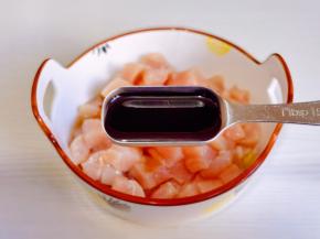 加入生抽。