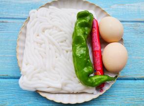 准备好所有食材。