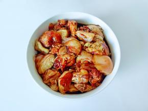 加半勺胡椒粉拌均匀腌制半小时。