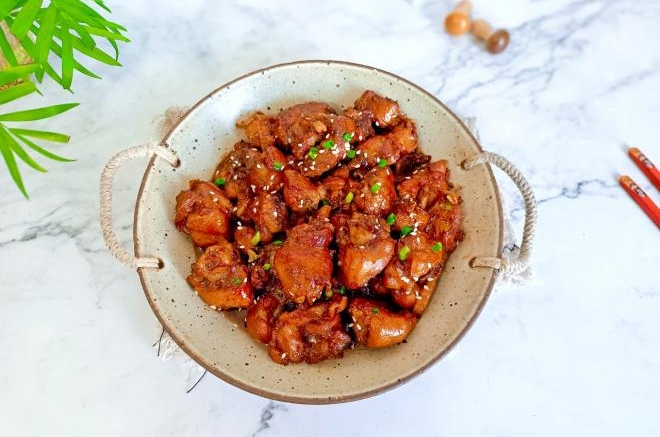 葱油香焖小鸡腿