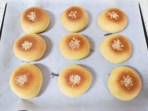 紫薯果仁馅喜饼出炉啦！ 