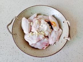 加上盐焗粉10克。