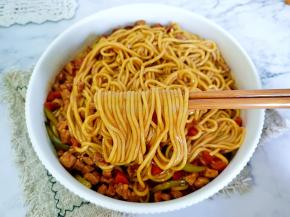 面条劲道爽滑，带劲的很！