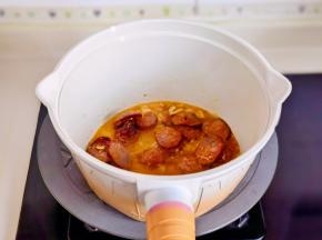 加入半碗开水。