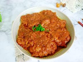 鲜香软嫩的大排，无论配饭还是配面条都是不错的！