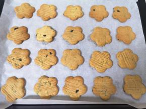 海苔苏打饼干出炉。