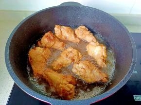 油温再次升高时复炸一次即可。