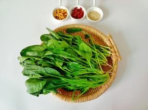 准备好需要的食材。