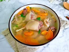 土鸭肉就是比较香，有嚼劲。