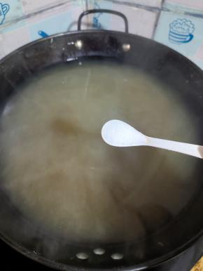 加入一勺盐调味！