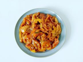 抓拌均匀腌制15分钟。