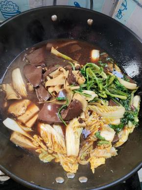 再继续煮2分钟左右！