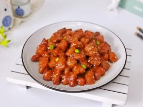 年夜饭餐桌必不可少的一道菜。