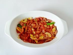 抓拌均匀腌制10分钟。