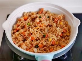 快速翻炒均匀出锅。