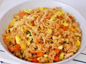 少油版蟹柳蛋炒饭。