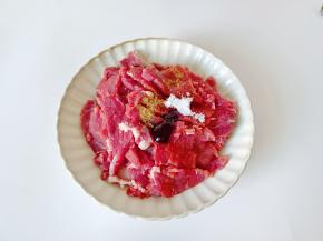 加少许的绵白糖。