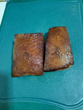 浸泡过的猪皮呈虎皮状！