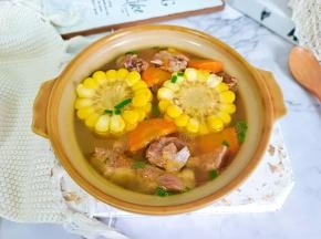 汤汁鲜美，拌饭超级好吃。