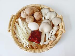 准备好所有的食材。