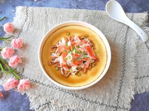 蟹棒蒸蛋完成。 