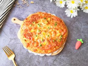 意同样的方法做好另外一个披萨。