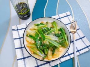 清炒蒜蓉油麦菜完成