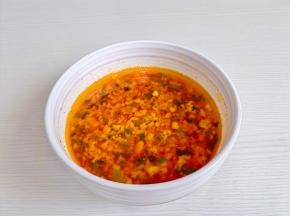 淋上热油，加盐搅拌均匀。